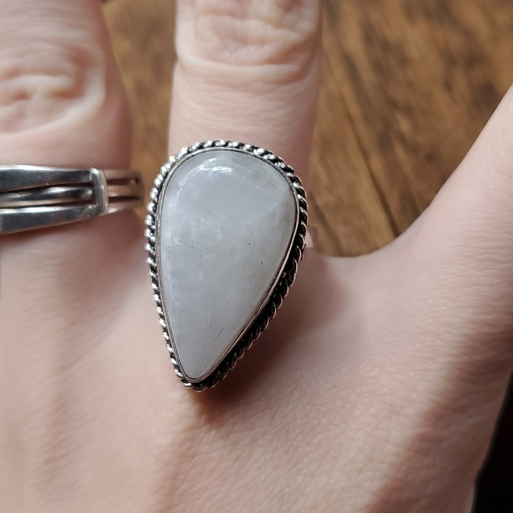 Size 8.5 R263 precious stone Moonstone sterling silver fine jewelry ring